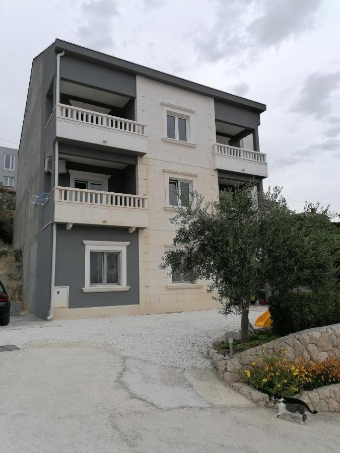 Apartments Dinko Duće المظهر الخارجي الصورة