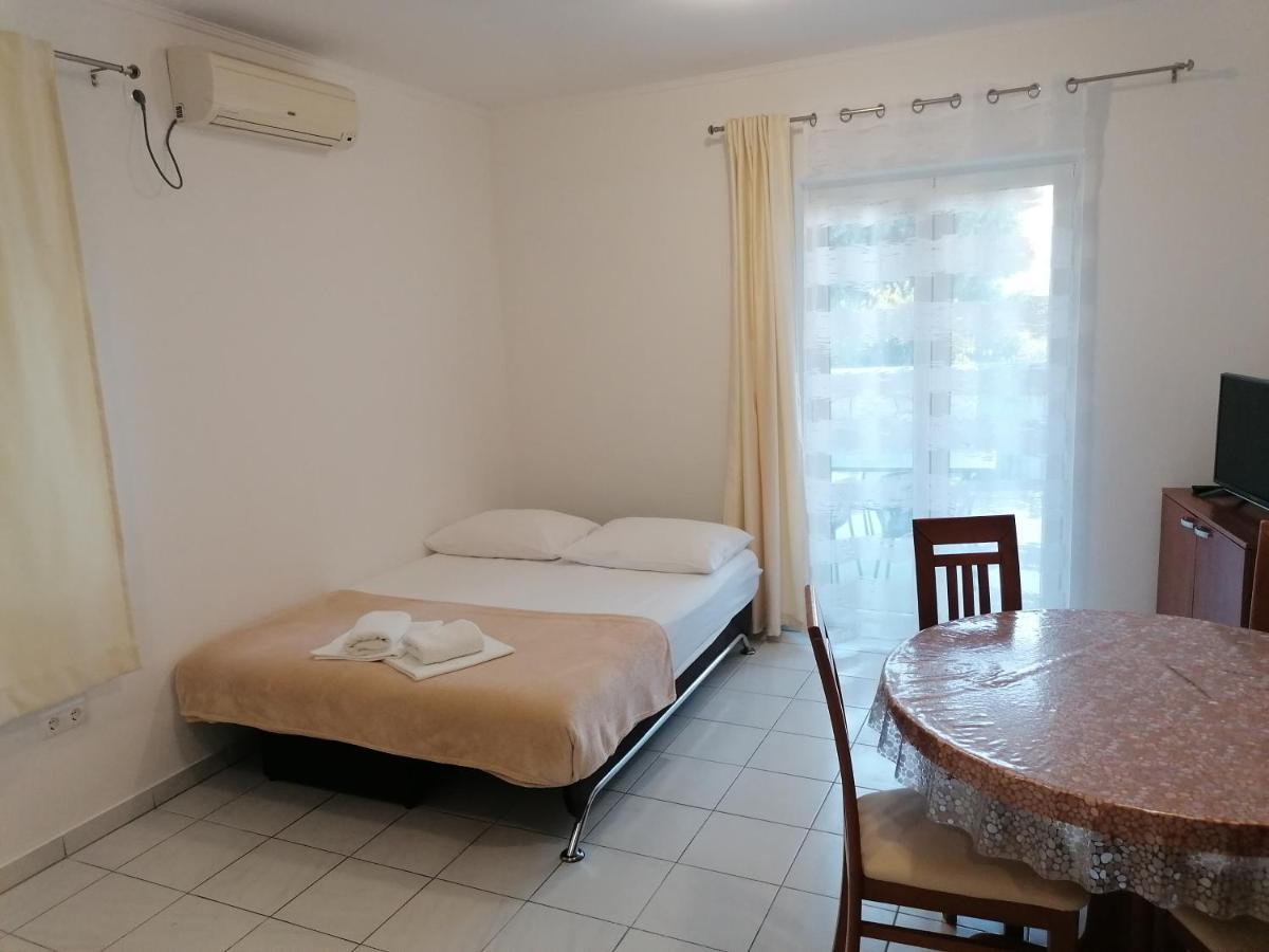 Apartments Dinko Duće المظهر الخارجي الصورة